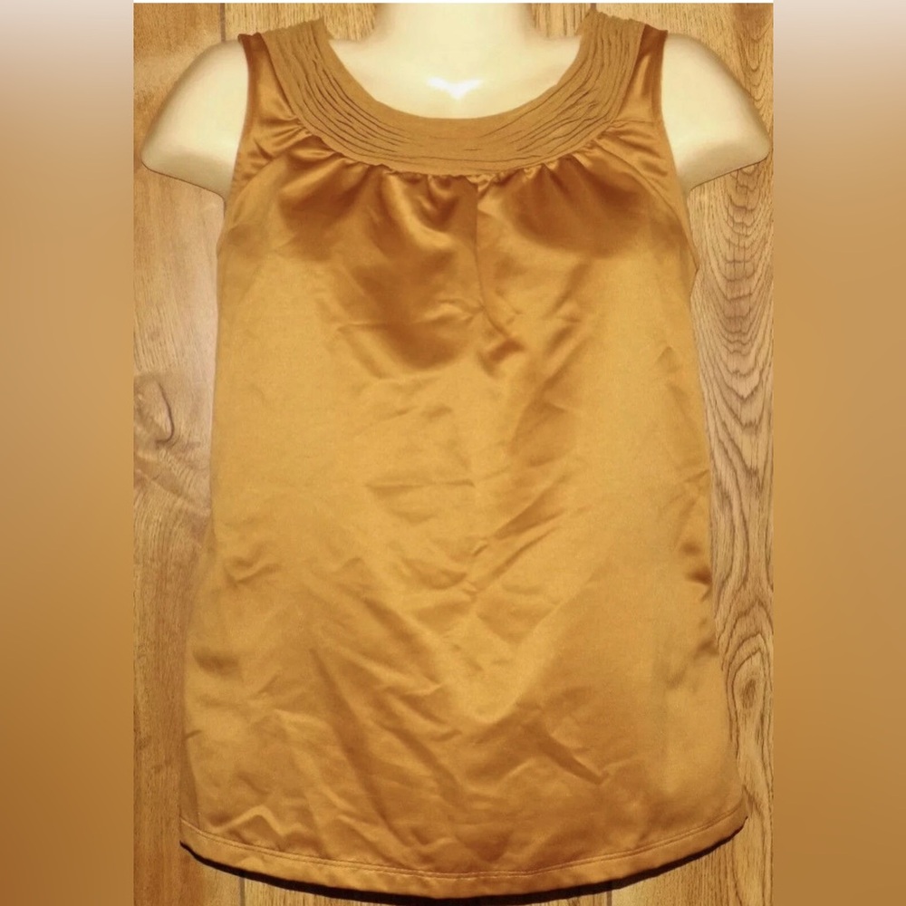 Elegant Gold Sleeveless Top